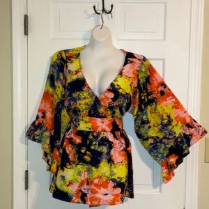Betsy Johnson blouse XL